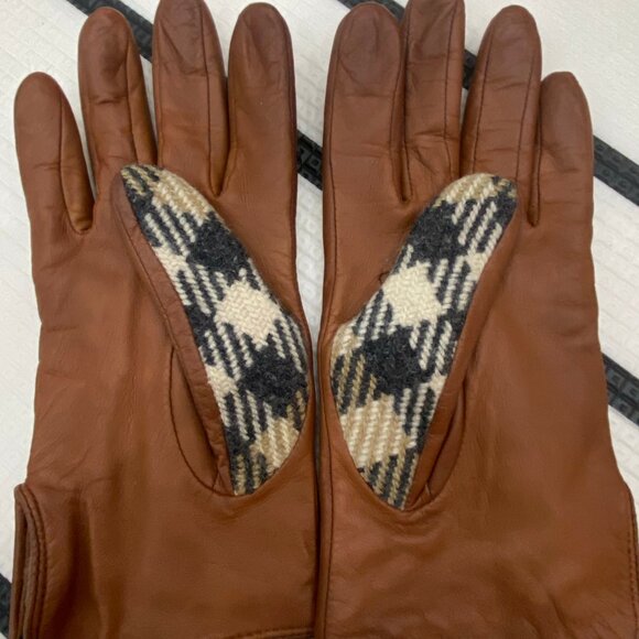Authentic Burberry Leather/Wool Gloves - Picture 2 of 4